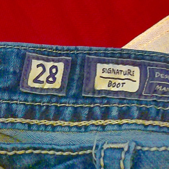 Miss Me Signature Boot Jeans Bling Wings Pockets Silver Label Sz28/31 NWOT - Picture 10 of 10